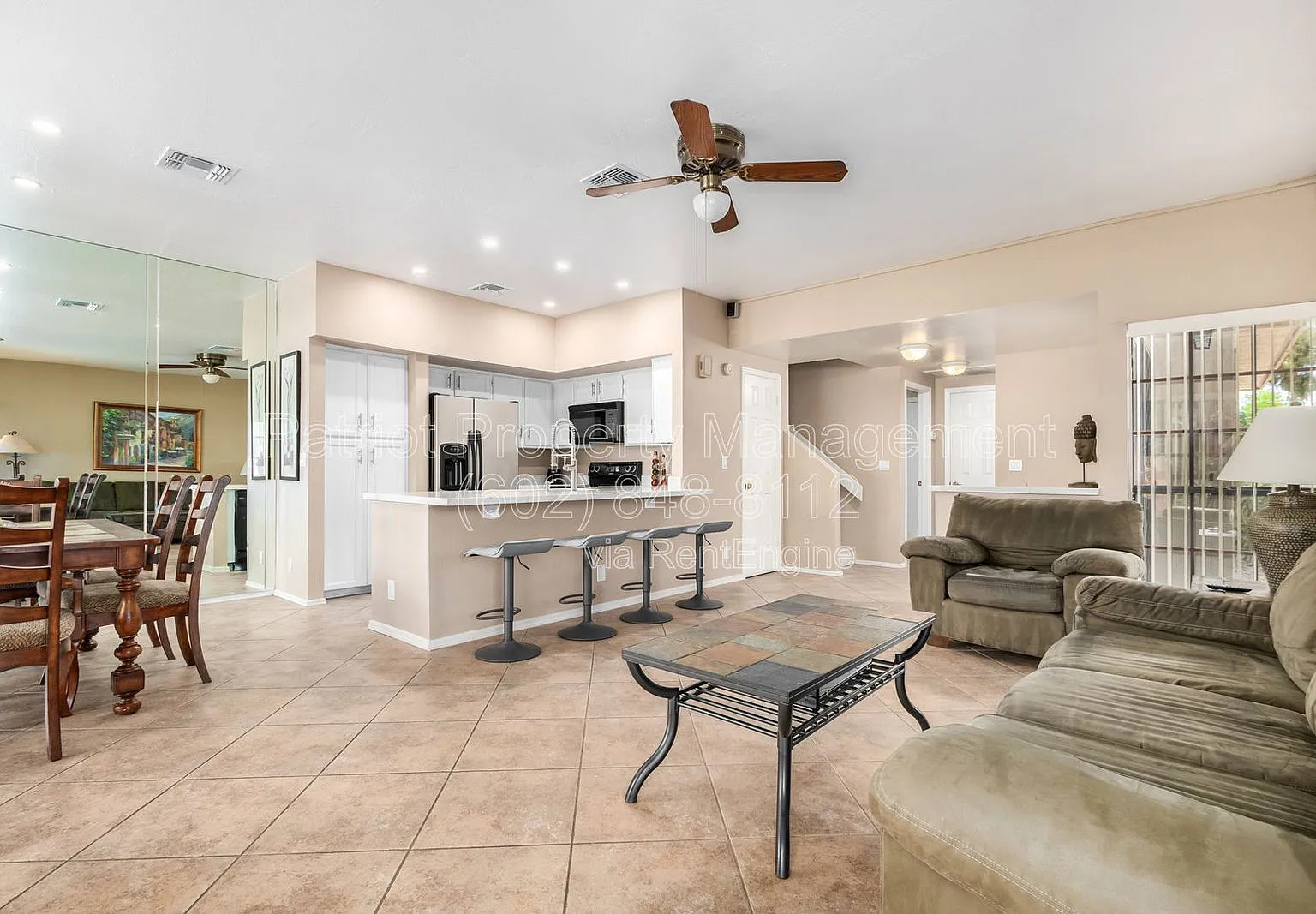 3 bed, 2.5 bath, 1489 sqft, $3,000 — Photo 4