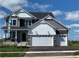 16024 Ethan Trl N, Hugo, MN 55038