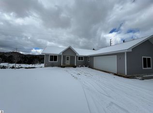 413 N Keystone Rd, Traverse City, MI 49686