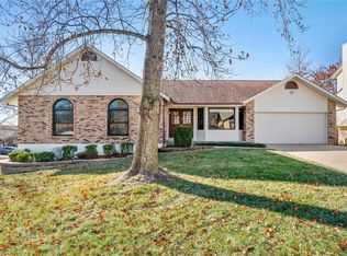1361 Timothy Ridge Dr, Saint Charles, MO 63304