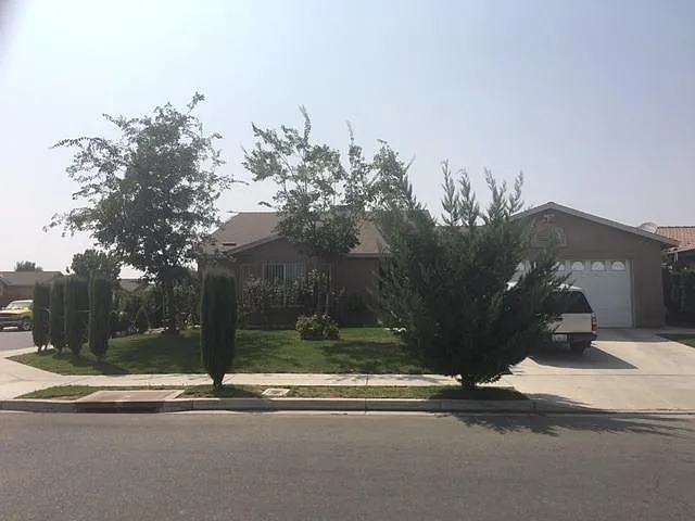 1960 Madison Dr photo 1