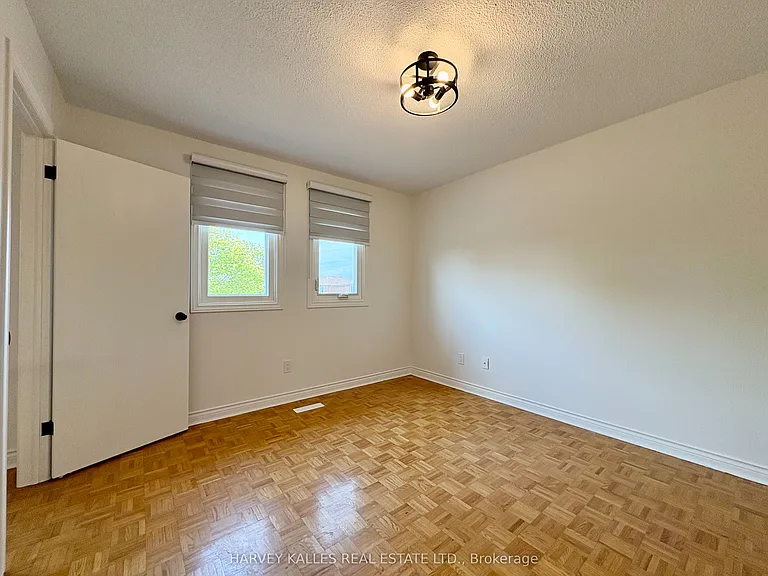 70 Amaretto Ct — Photo 15