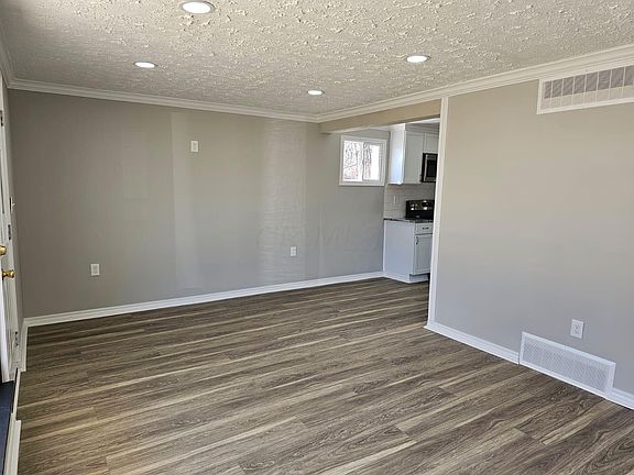 3rd image of 2416 Ferris Park Dr N