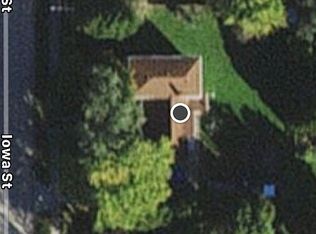 1926 Iowa St, Oshkosh, WI 54902