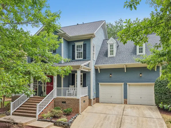 225 Brookberry Rd, Holly Springs, NC 27540