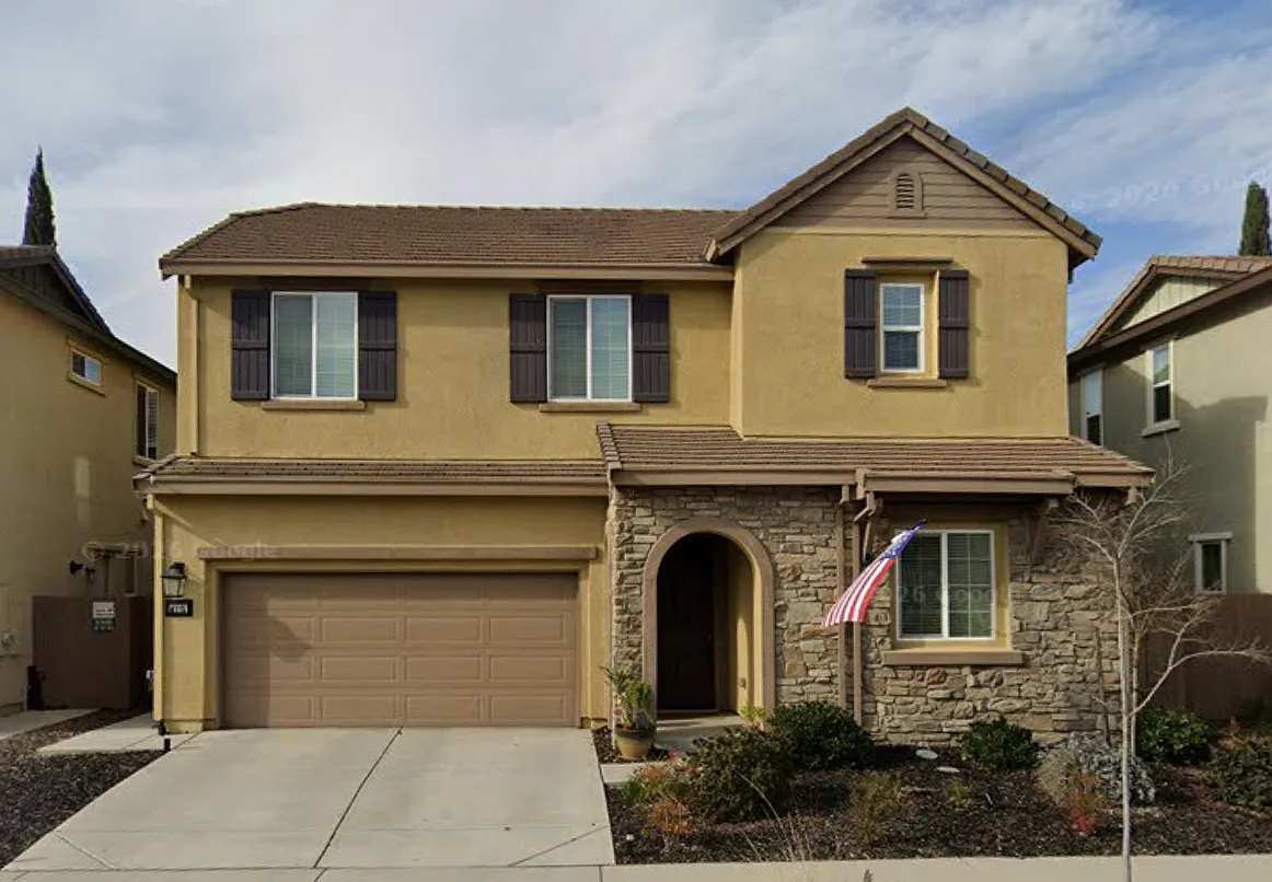 3 bed, 2.5 bath, 1954 sqft, $2,750 — Photo 1