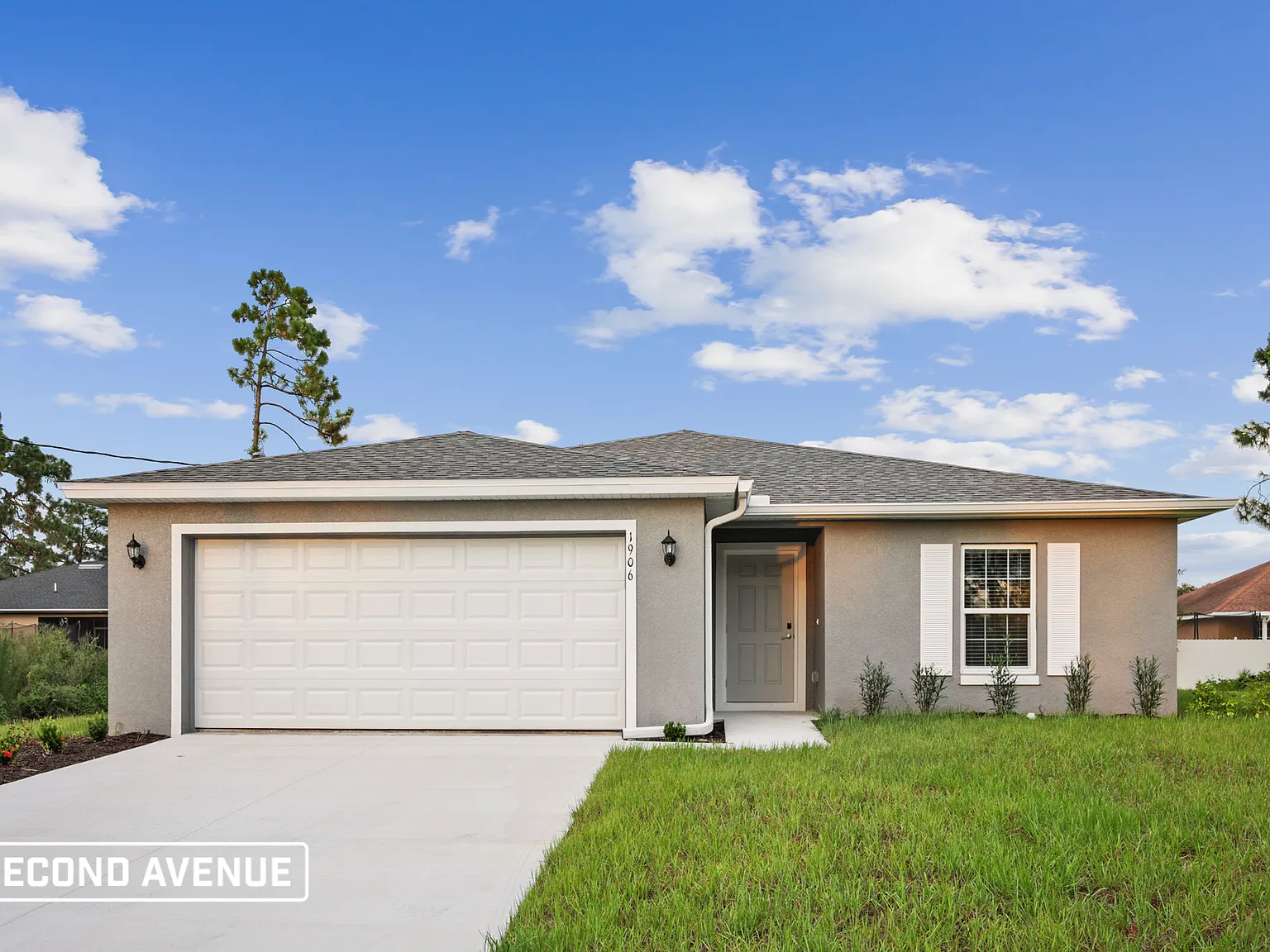 4 bed, 2.0 bath, 1833 sqft, $1,649 — Photo 1