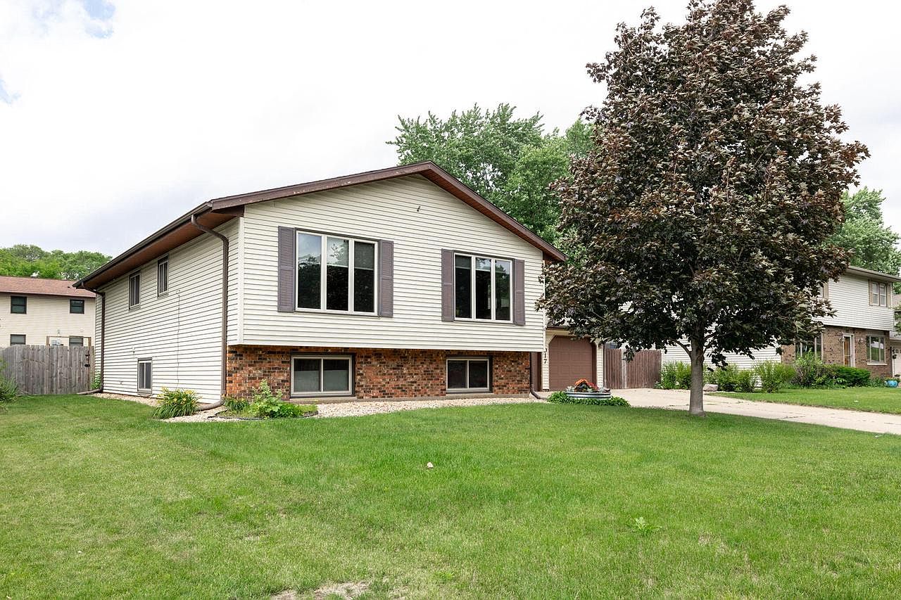 1017 Parkridge DRIVE, Onalaska, WI 54650 Zillow