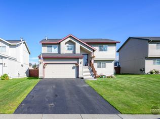 6827 Peck Ave, Anchorage, AK 99504