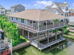 22914 Lunes St, Galveston, TX 77554