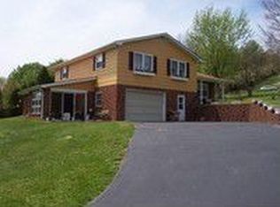 203 Kirby Addition Rd, Princeton, WV 24740