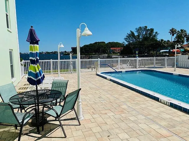 464 N Paula Dr #211 — Photo 61