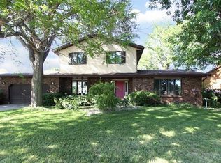 809 5th St, Waunakee, WI 53597
