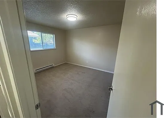 908 I St NE #10 — Photo 17