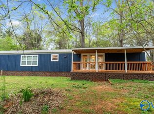 695 River Dr, Hollywood, AL 35752