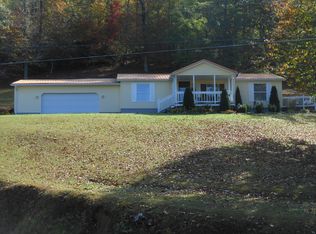 28 Glory Ln, Munday, WV 26152