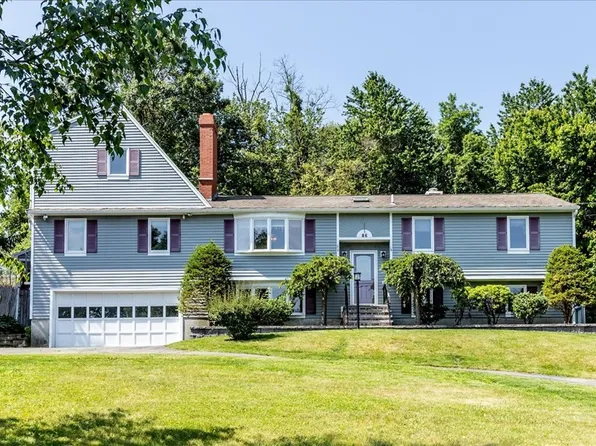 86 North St, Danvers, MA 01923