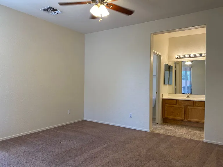 3265 E Hampton Ln — Photo 9