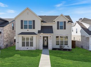 6204 SW Luna Ln, Bentonville, AR 72713