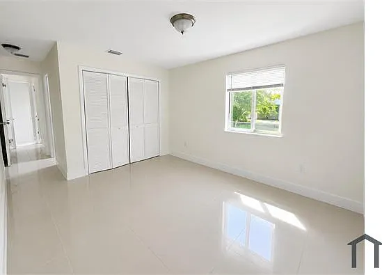 4491 NW 23rd Ave — Photo 5