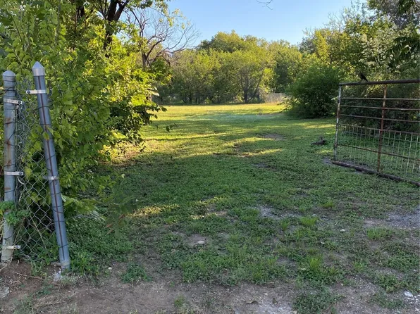 1106 Duke St, Brownwood, TX 76801