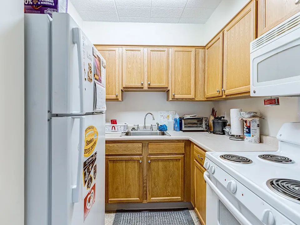 Sweetbriar Place Apartments