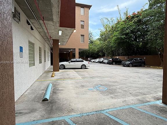 5th image of 2630 SW 28th St Suite 33