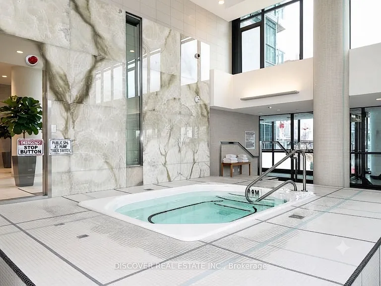 215 Fort York Blvd #2609 — Photo 7