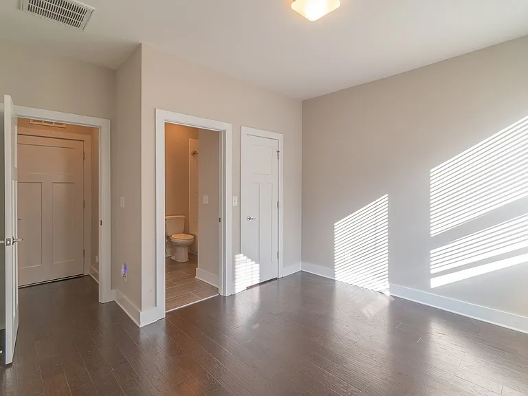 439 Southend Crossing Ln — Photo 27