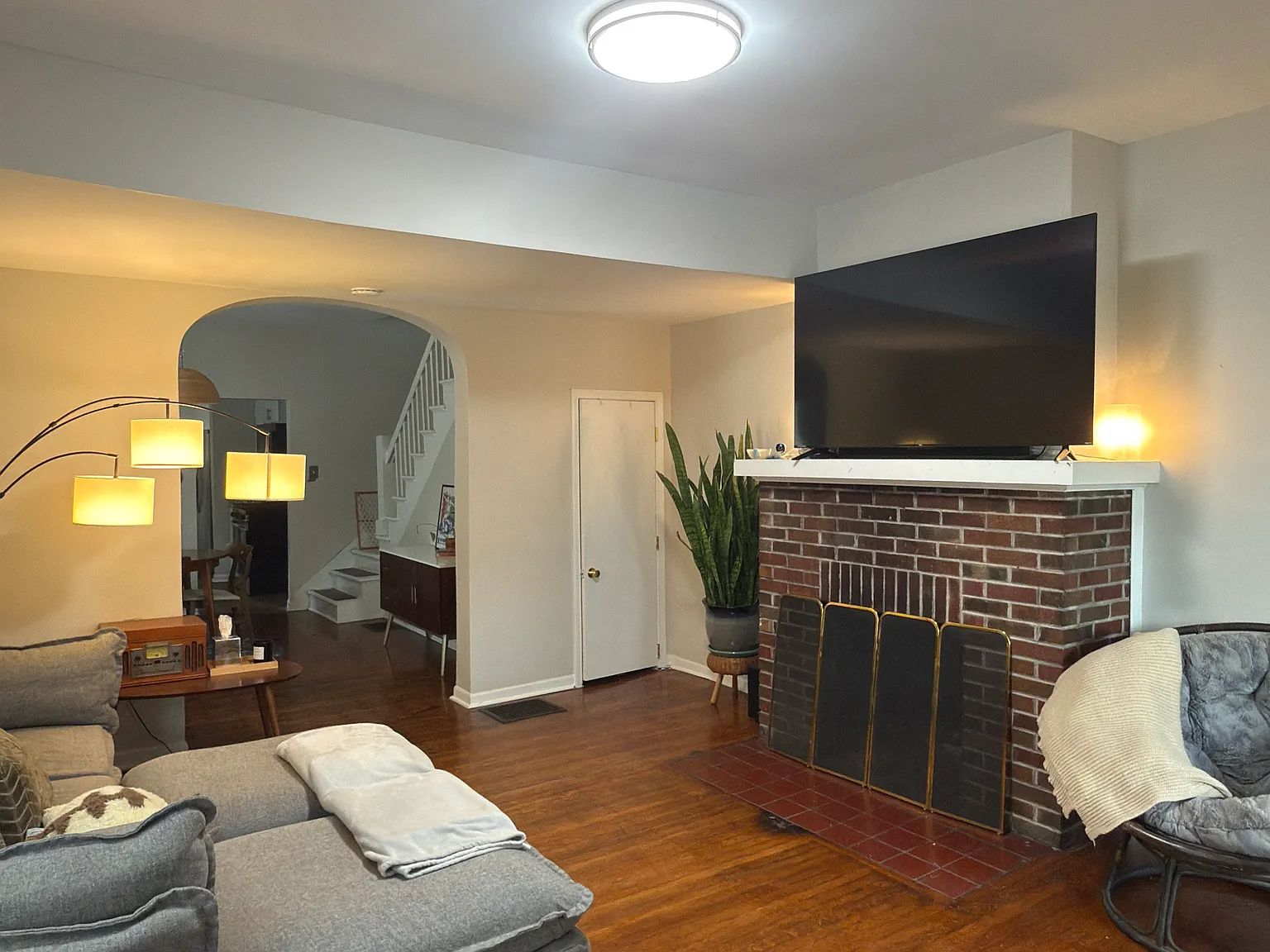 2 bed, 1.5 bath, 1100 sqft, $1,400 — Photo 4