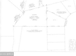 24 N Brookside Dr, Arlington, VA 22202