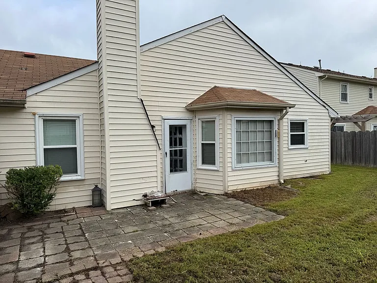 3069 Barberry Ln — Photo 18