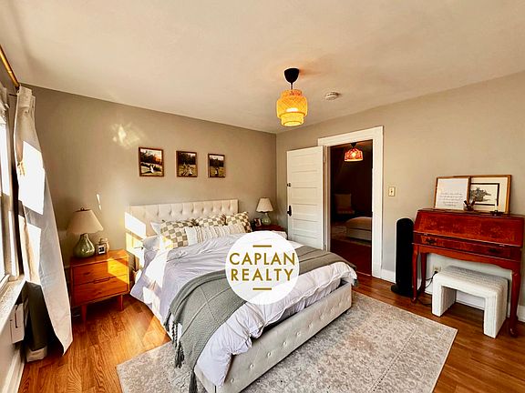 4th image of 329 Norton St #3C