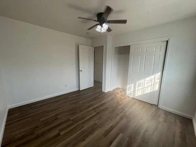 581 Ledwith Ct — Photo 12