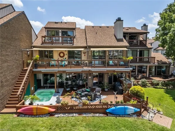 50 Sandie Point Ln, Portsmouth, VA 23701