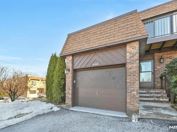 843 Kinderkamack Rd, River Edge, NJ 07661