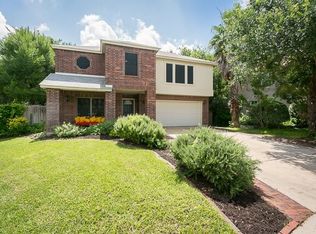 7302 Rustling Brk, San Antonio, TX 78249