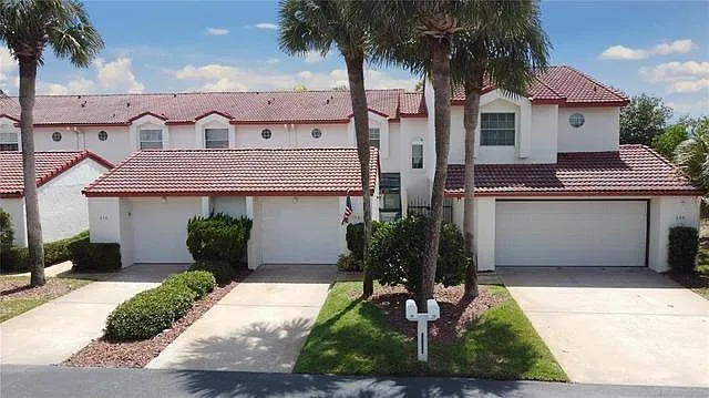 Front view of Townhouse
