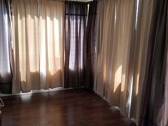 3rd image of 5964 Hayes Ave