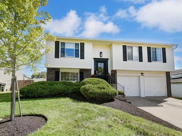 11572 New Hope Dr, Cincinnati, OH 45240