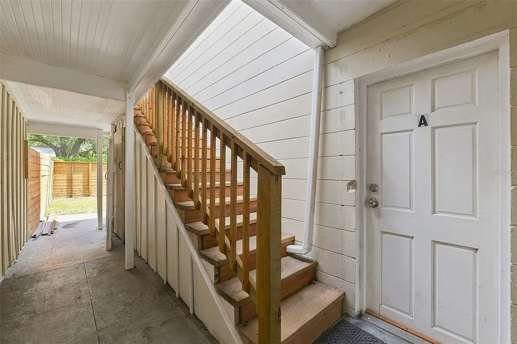Studio, 1.0 bath, 360 sqft, $1,450 — Photo 2