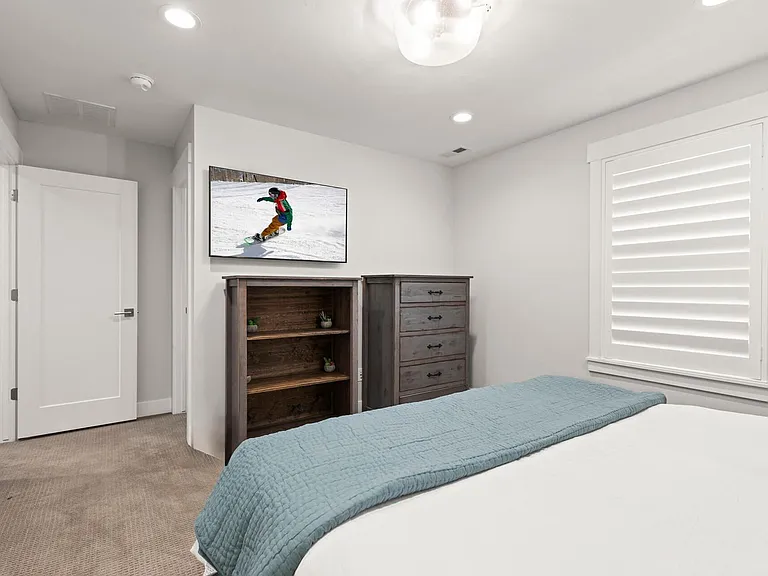 1107 W Wasatch Spring Rd — Photo 16