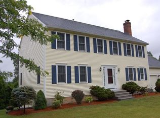 23 Trowbridge Ln, Shrewsbury, MA 01545