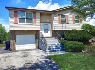 6230 Streamwood Ln, Matteson, IL