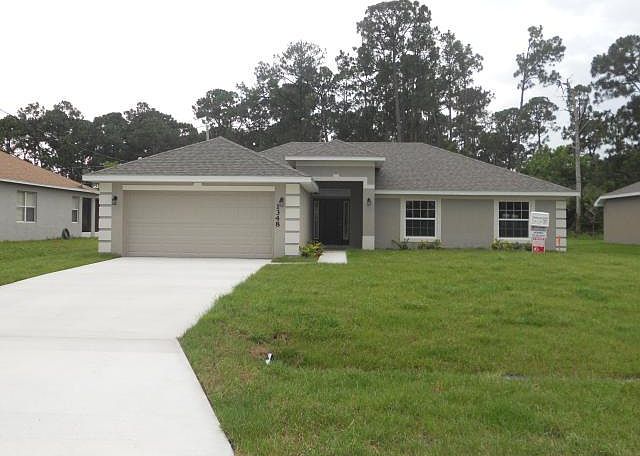 1st image of 221 SW Duval Av Street