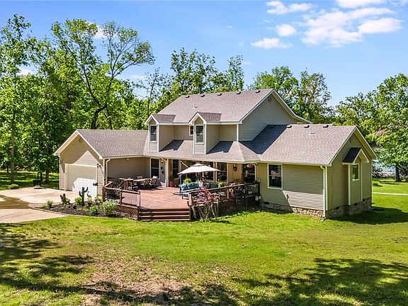 5th image of 9696 Fuller Rd