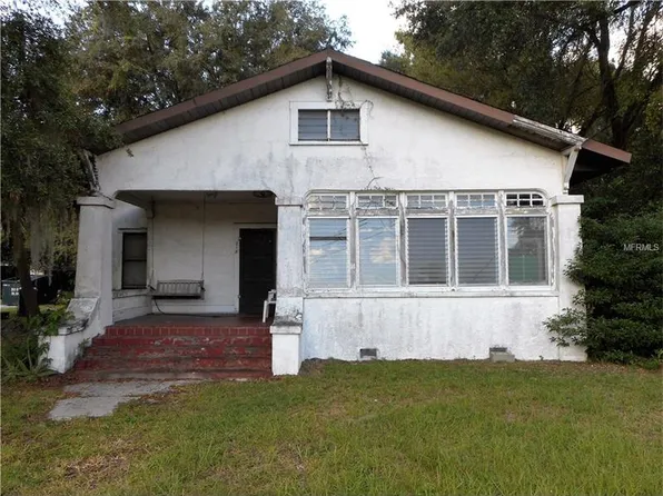 218 E Noble Ave, Bushnell, FL 33513