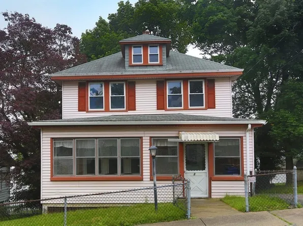 22 Grayson St, Dorchester, MA 02124