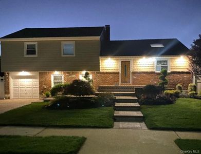 344 Harrison Avenue, Massapequa, NY, 11758