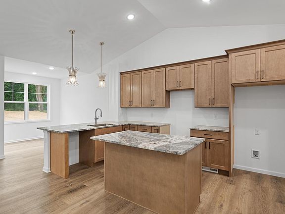 3rd image of Lt34 Tamarack STREET